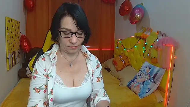 Snapshot of SandraHormas chatting on 14, 3, 2025 SandraHormas online show from 14, 3, 2025