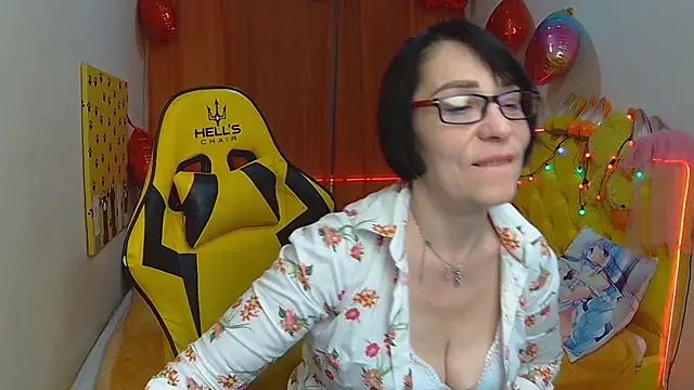 Snapshot of SandraHormas chatting on 16, 3, 2025 SandraHormas online show from 16, 3, 2025