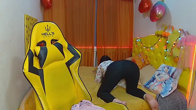 Snapshot of SandraHormas chatting on 16, 3, 2025 SandraHormas online show from 16, 3, 2025