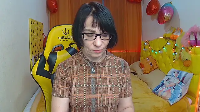 Snapshot of SandraHormas chatting on 17, 3, 2025 SandraHormas online show from 17, 3, 2025