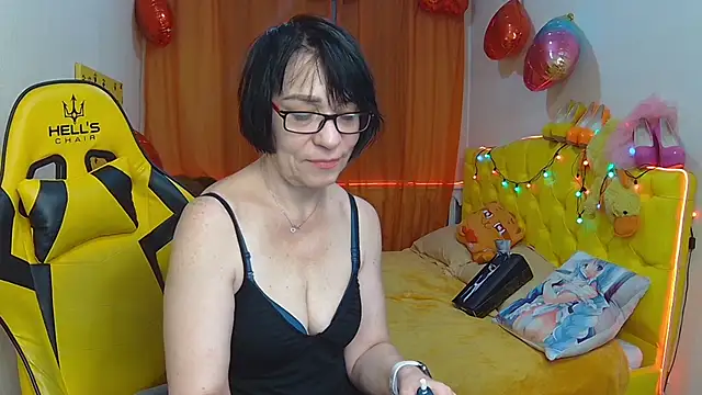 Snapshot of SandraHormas chatting on 19, 3, 2025 SandraHormas online show from 19, 3, 2025