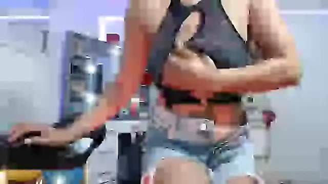 sexy bunny hot online show from 20, 3, 2025