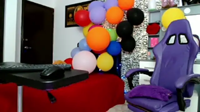 sexy bunny hot online show from 18, 6, 2026