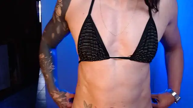 Snapshot of dannafitness chatting on 29, 10, 2025 dannafitness online show from 29, 10, 2025