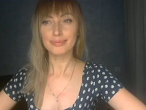 Snapshot of EffectMaya chatting on 4, 2, 2026 EffectMaya online show from 4, 2, 2026