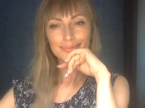 Snapshot of EffectMaya chatting on 8, 6, 2026 EffectMaya online show from 8, 6, 2026