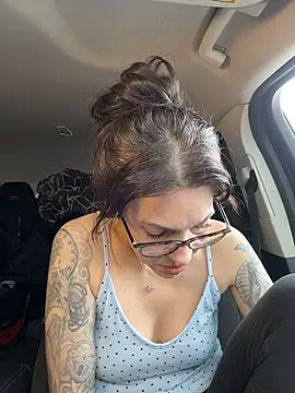 BeautifulMesss online show from 19, 3, 2026