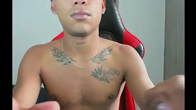 Snapshot of Backsex_boy chatting on 16, 1, 2026 Backsex boy online show from 16, 1, 2026