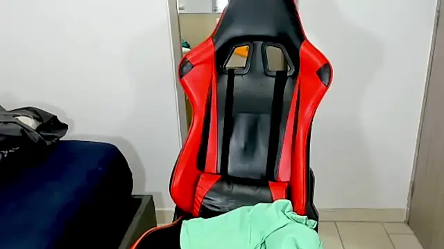 Snapshot of Backsex_boy chatting on 2, 2, 2026 Backsex boy online show from 2, 2, 2026