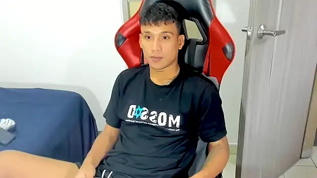 Snapshot of Backsex_boy chatting on 22, 2, 2026 Backsex boy online show from 22, 2, 2026