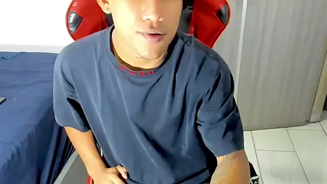 Snapshot of Backsex_boy chatting on 24, 2, 2026 Backsex boy online show from 24, 2, 2026