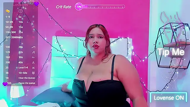 Alanna hot3 online show from 28, 2, 2025