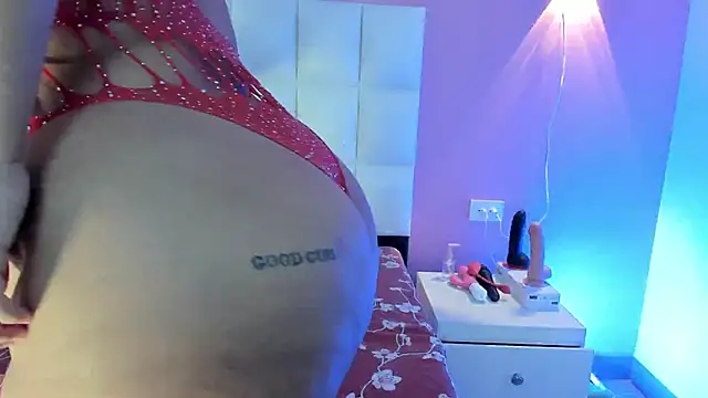 Alanna hot3 online show from 3, 10, 2025