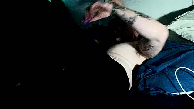 dadyyD95 online show from 6, 4, 2026