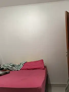 Snapshot of lollitta-33677 chatting on 2, 1, 2025 lollitta-33677 online show from 2, 1, 2025