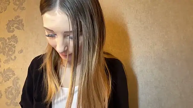 Viky Love  online show from 9, 6, 2026