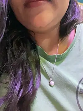 Snapshot of HaaniKaur chatting on 5, 1, 2025 HaaniKaur online show from 5, 1, 2025