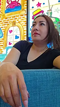 Snapshot of xLadyScarlettx chatting on 3, 6, 2026 xLadyScarlettx online show from 3, 6, 2026