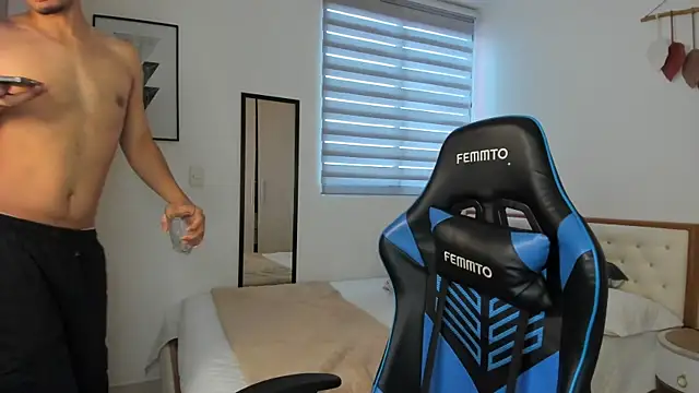 mateoleonee online show from 18, 2, 2025