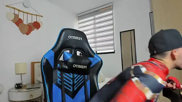 mateoleonee online show from 13, 10, 2025