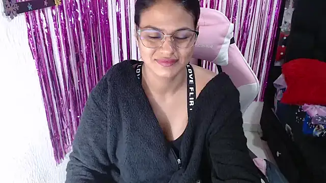 Snapshot of SweetAlmaa chatting on 11, 6, 2026 SweetAlmaa online show from 11, 6, 2026