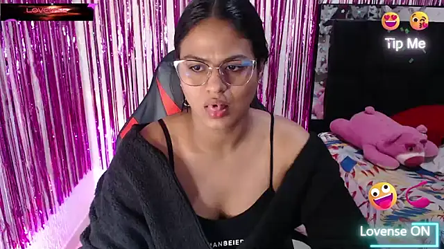 Snapshot of SweetAlmaa chatting on 21, 7, 2026 SweetAlmaa online show from 21, 7, 2026