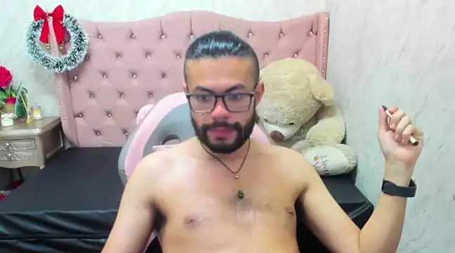 RodriWhite online show from 8, 1, 2025