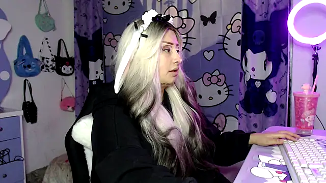 lussyevans24 online show from 22, 11, 2025