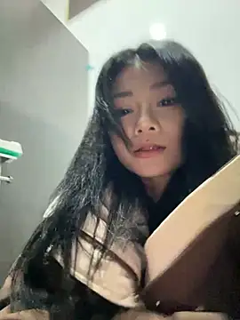 Snapshot of Asia-Melody chatting on 4, 3, 2025 Asia-Melody online show from 4, 3, 2025