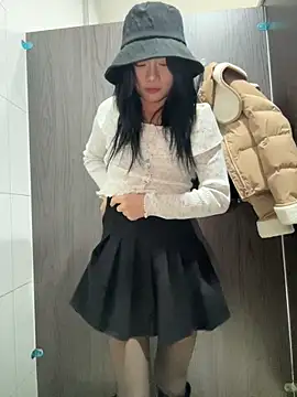 Snapshot of Asia-Melody chatting on 13, 3, 2025 Asia-Melody online show from 13, 3, 2025