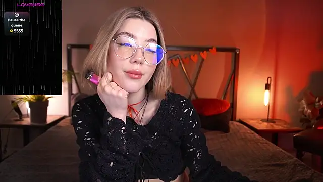 Snapshot of LindaThacker chatting on 27, 2, 2025 LindaThacker online show from 27, 2, 2025