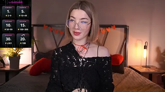 Snapshot of LindaThacker chatting on 27, 2, 2025 LindaThacker online show from 27, 2, 2025