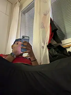 Snapshot of esteraulxxx chatting on 11, 11, 2025 esteraulxxx online show from 11, 11, 2025