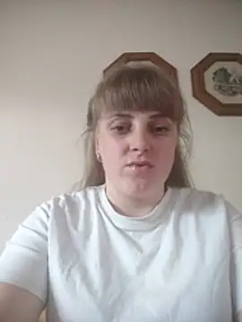 CoddessCrystal online show from 4, 4, 2026