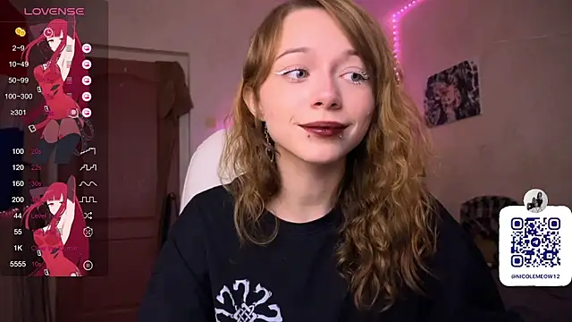 Snapshot of _SofiaBrown chatting on 12, 9, 2025  SofiaBrown online show from 12, 9, 2025