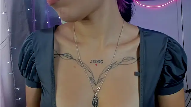 Snapshot of rouss_ari chatting on 5, 2, 2025 rouss ari online show from 5, 2, 2025