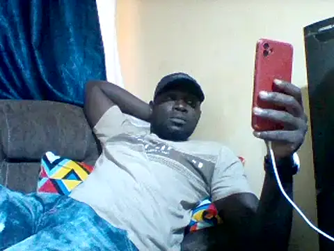 Snapshot of ClinDi chatting on 4, 11, 2025 ClinDi online show from 4, 11, 2025