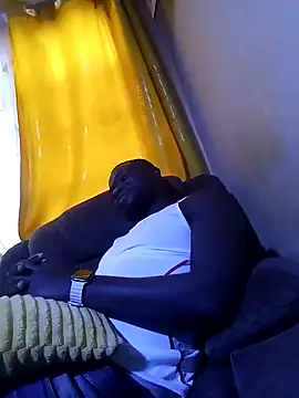 Snapshot of ClinDi chatting on 4, 12, 2025 ClinDi online show from 4, 12, 2025