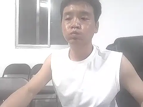 Snapshot of kisstoyousoon2024 chatting on 2, 12, 2025 kisstoyousoon2024 online show from 2, 12, 2025