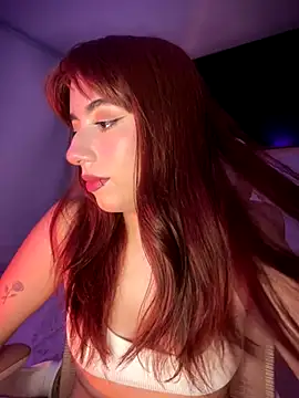 veronicaapink online show from 11, 11, 2025