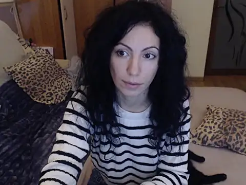 Emmatoo online show from 21, 12, 2025