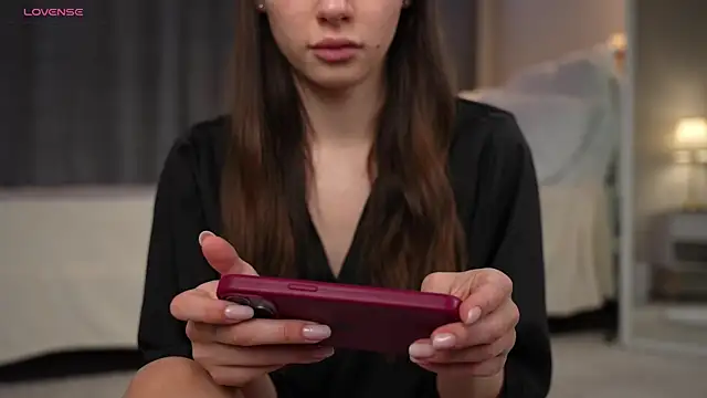 Amely Young online show from 1, 12, 2025