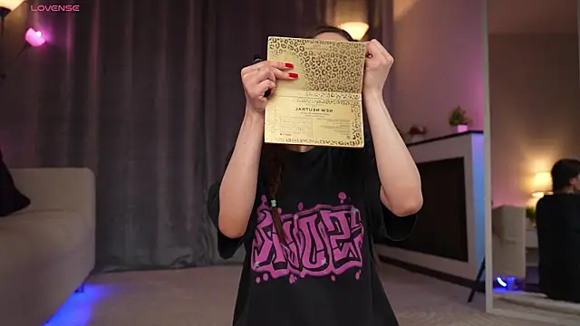 Amely Young online show from 5, 4, 2026