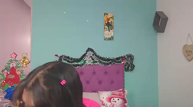 Snapshot of Cinthya-Gomez6 chatting on 10, 12, 2024 Cinthya-Gomez6 online show from 10, 12, 2024