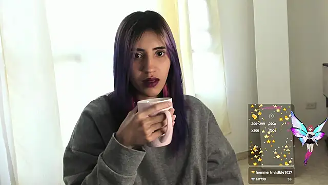 linnie  online show from 12, 12, 2024