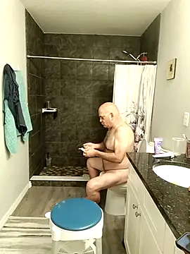 lou63ponce online show from 6, 1, 2025