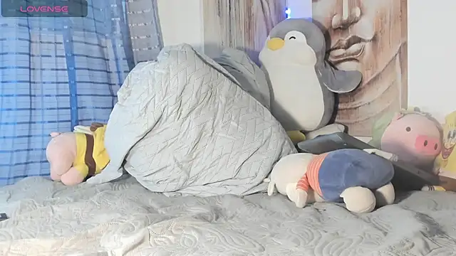 Snapshot of Alessia28_ chatting on 5, 3, 2025 Alessia28 online show from 5, 3, 2025