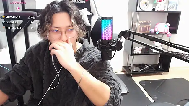 Shizukuu online show from 20, 3, 2025