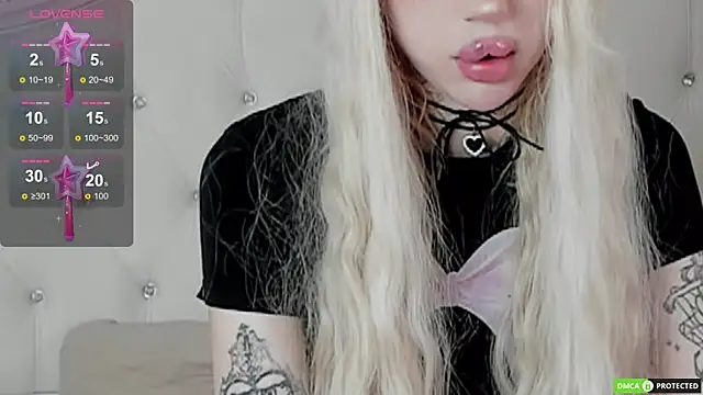 Snapshot of Joy_Barker chatting on 19, 1, 2026 Joy Barker online show from 19, 1, 2026