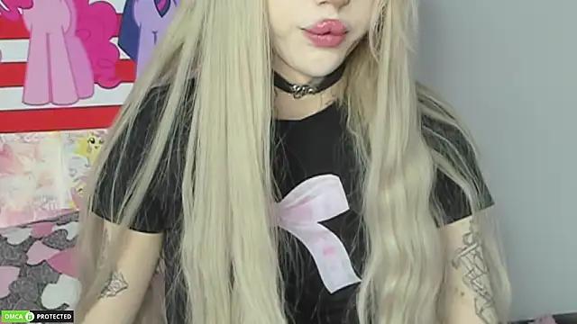 Joy Barker online show from 8, 3, 2026